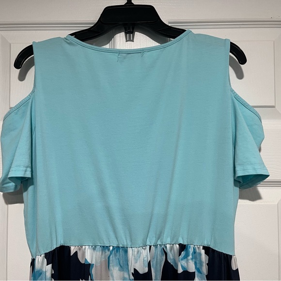 Stylewood short sleeve, cold shoulder floral maxi dress w/ pockets size XX large - Picture 14 of 16